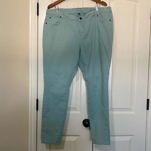 Kut From The Kloth skinny jean, mint colored! Super cute for spring!